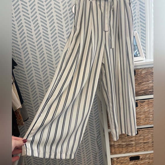 NWOT Zara Metallic Stripped High Waisted Wide Leg Cropped Trousers - XS - Picture 11 of 13